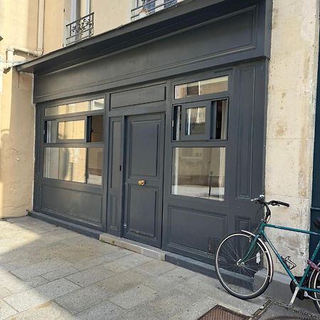 Ancien Atelier Parisien Grand 2 Pieces Apartment Bagian luar foto
