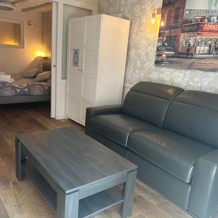 Ancien Atelier Parisien Grand 2 Pieces Apartment Bagian luar foto